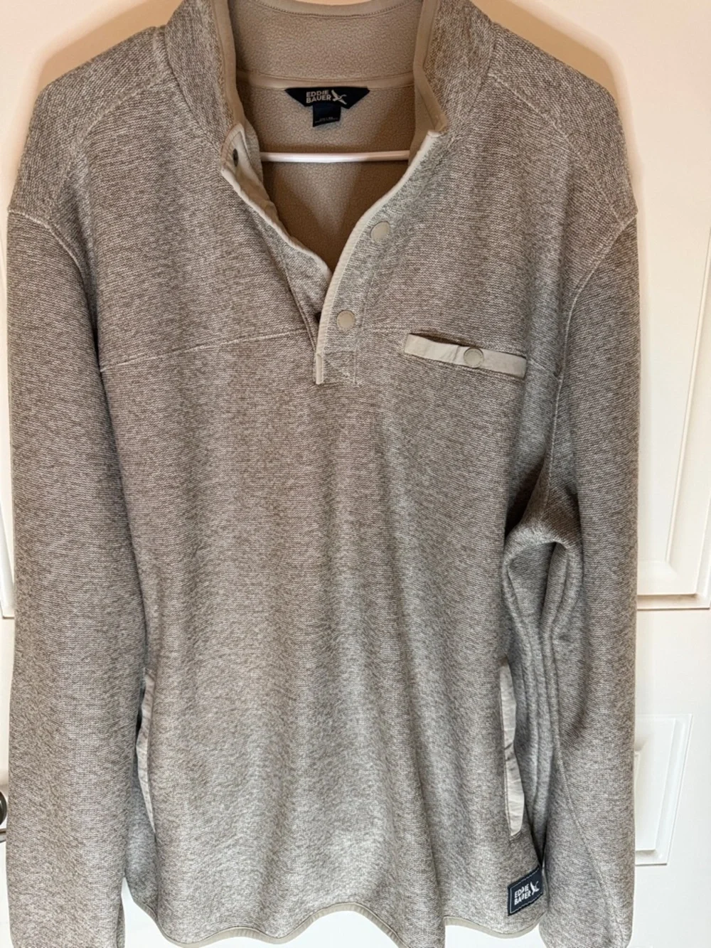 Eddie Bauer Quarter Snap Pullover Sweater Men’s XL Mock Collar Tan/Cream Color‎